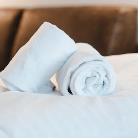 Avenue By Krone Company For Rent 公寓