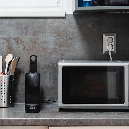 Avenue By Krone Company For Rent 卡普伦