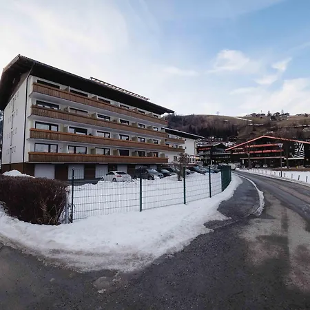 Avenue By Krone Company For Rent 公寓